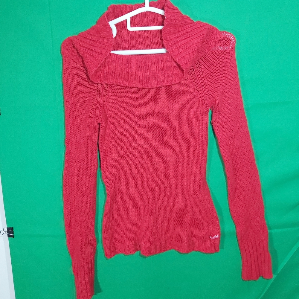 AE Red nitted sweater